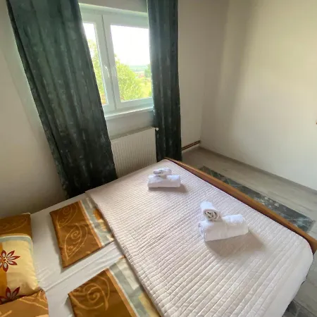 Kuca Za Odmor Tarik Dom wakacyjny *